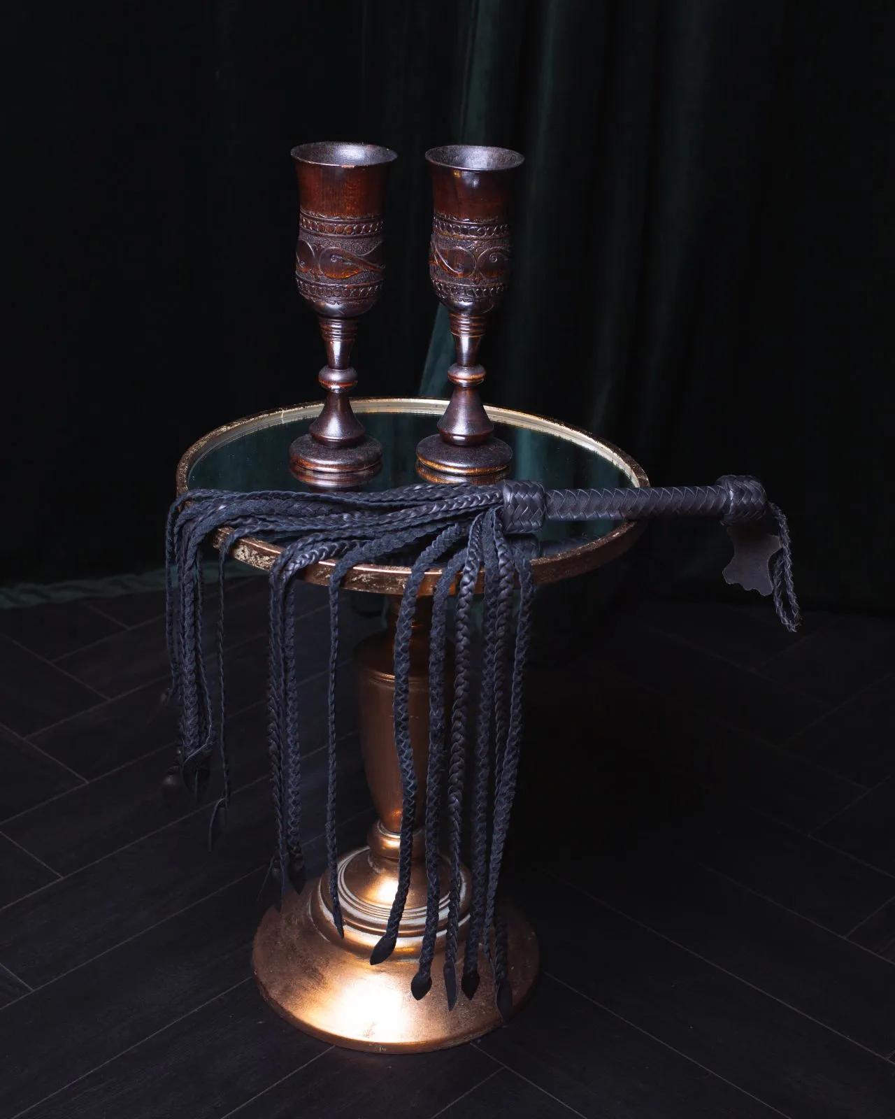 плетёный флоггер  scandal из натуральной кожи (black) в Новом Уренгое