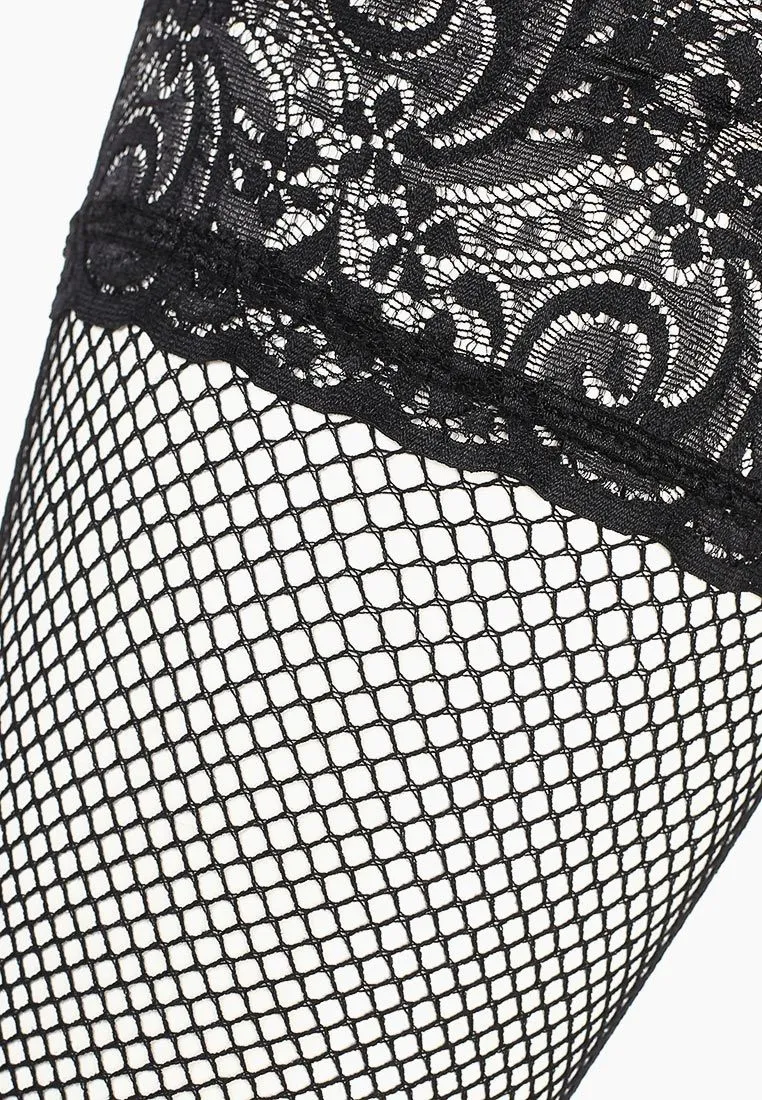 Эротическое чулки в мелкую сетку с черной кружевной резинкой на силиконе le frivole sense в Новом Уренгое