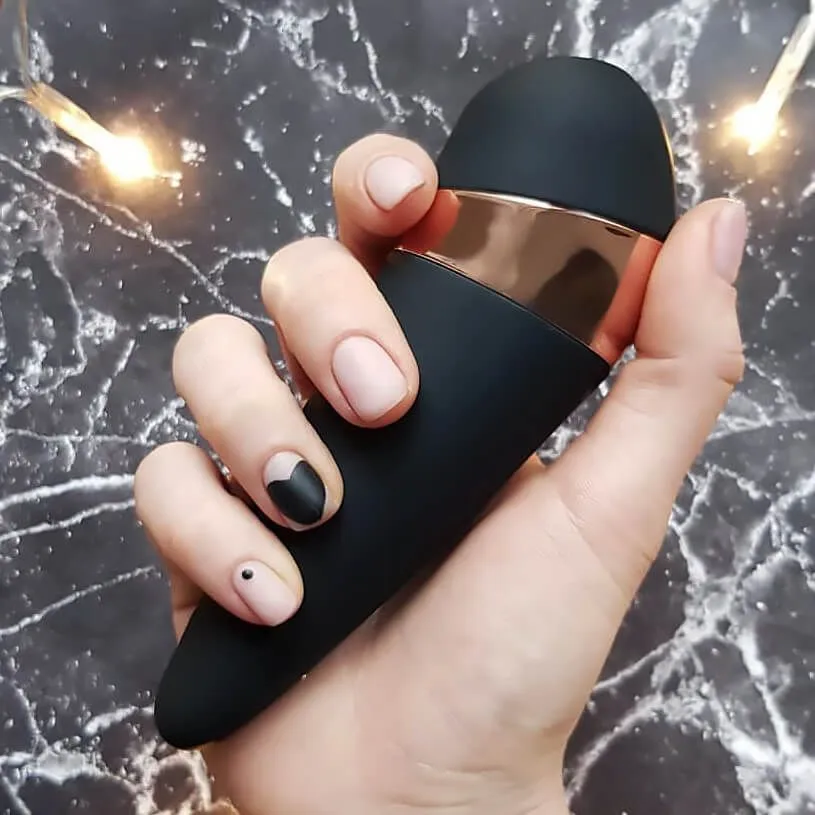 универсальный вибро-вакуумно-волновой массажер pro 3 vibration от satisfyer, чёрный в Новом Уренгое