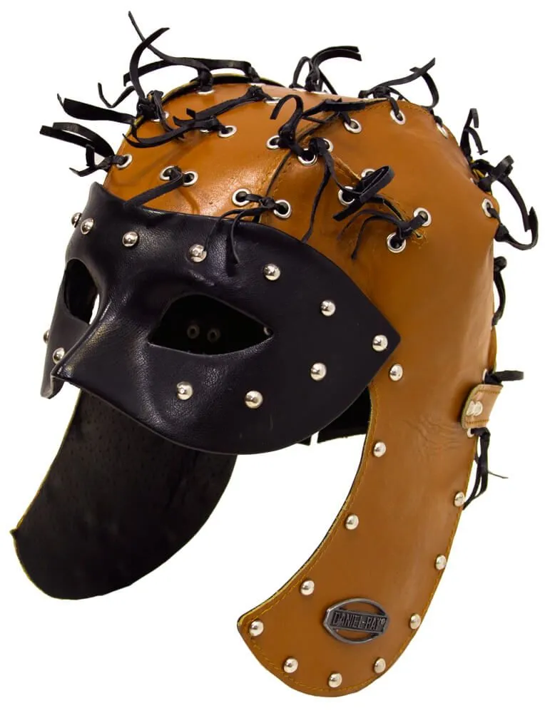 шлем рыжий с волосами, кожаный в Новом Уренгое