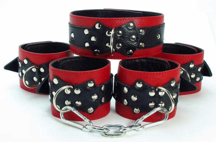 набор бдсм аксессуаров из кожи 53012ars в Новом Уренгое