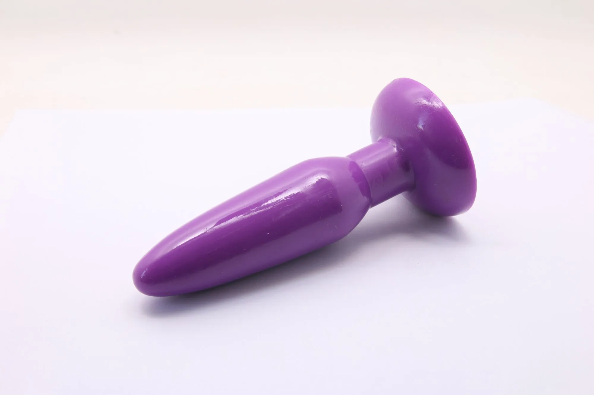 анальная пробка с присоской 3,7 см purple bi-017001r в Новом Уренгое