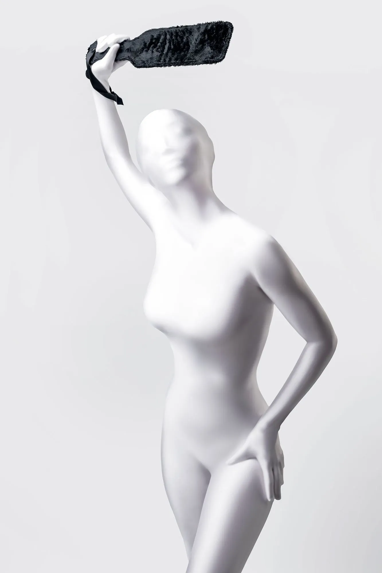 шлепалка anonymo #0009, полиэстер, красная, 37 см в Новом Уренгое