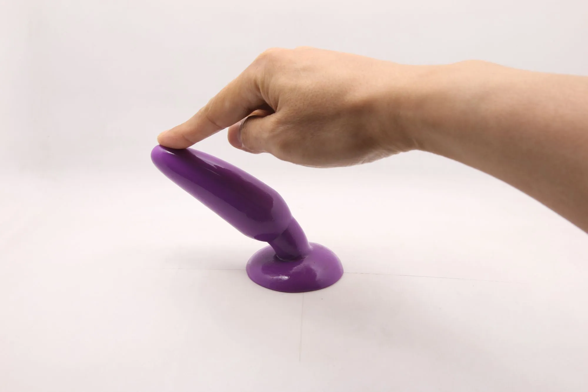 анальная пробка с присоской 3,7 см purple bi-017001r в Новом Уренгое