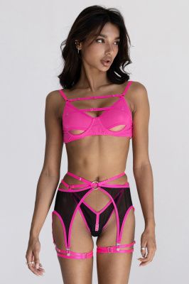 Одежда бренда Pink Rabbit в Новом Уренгое
